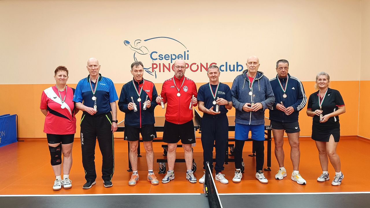 Csepeli Pingpong Club 1117 pros